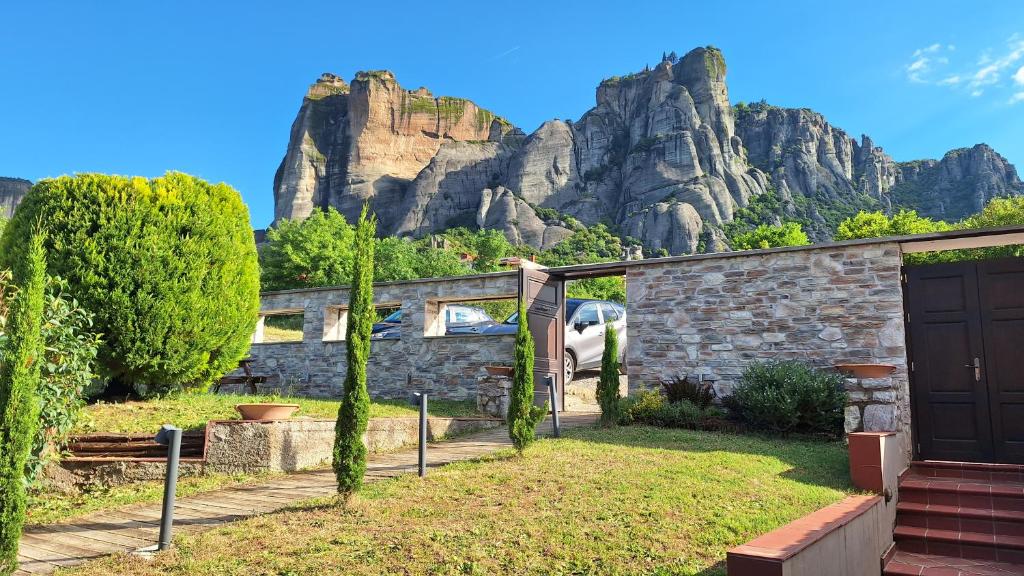 Epavlis Meteora Suites